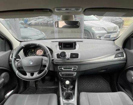 Сірий Рено Меган, об'ємом двигуна 1.5 л та пробігом 310 тис. км за 7990 $, фото 14 на Automoto.ua