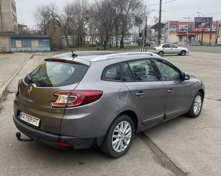 Серый Рено Меган, объемом двигателя 1.46 л и пробегом 270 тыс. км за 7400 $, фото 2 на Automoto.ua