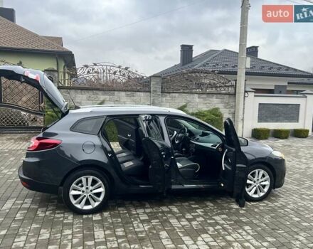 Серый Рено Меган, объемом двигателя 1.46 л и пробегом 230 тыс. км за 7470 $, фото 87 на Automoto.ua