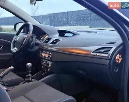 Сірий Рено Меган, об'ємом двигуна 1.6 л та пробігом 243 тис. км за 7499 $, фото 41 на Automoto.ua