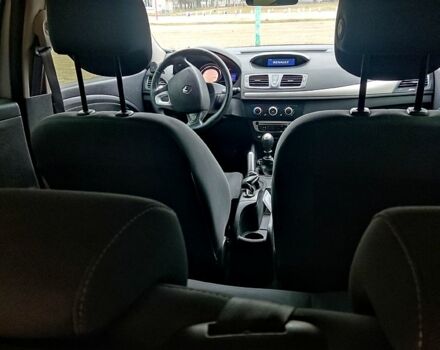 Сірий Рено Меган, об'ємом двигуна 1.5 л та пробігом 284 тис. км за 6500 $, фото 5 на Automoto.ua