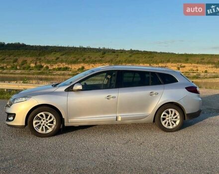 Рено Меган 2013 в Виннице на Automoto.ua Серый Рено Меган, объемом двигателя 1.46 л и пробегом 270 тыс. км за 7800 $, фото 8 на Automoto.ua