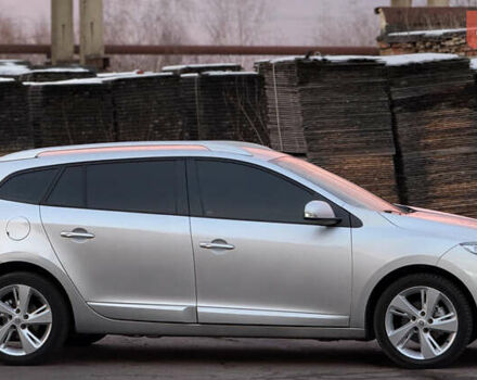 Сірий Рено Меган, об'ємом двигуна 1.46 л та пробігом 215 тис. км за 8899 $, фото 13 на Automoto.ua