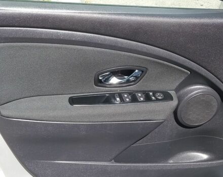 Сірий Рено Меган, об'ємом двигуна 1.5 л та пробігом 224 тис. км за 8500 $, фото 2 на Automoto.ua