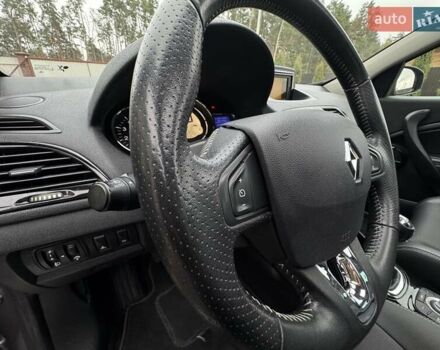 Серый Рено Меган, объемом двигателя 1.46 л и пробегом 233 тыс. км за 9800 $, фото 44 на Automoto.ua