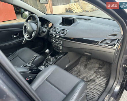 Сірий Рено Меган, об'ємом двигуна 1.6 л та пробігом 262 тис. км за 8200 $, фото 21 на Automoto.ua