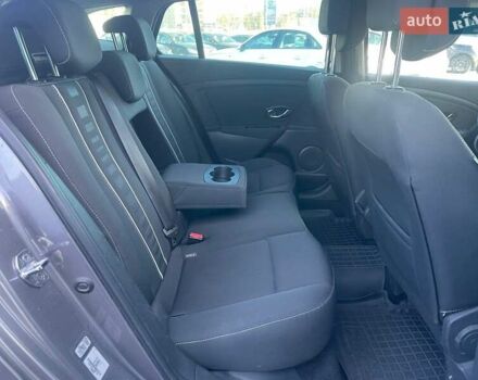 Серый Рено Меган, объемом двигателя 1.46 л и пробегом 225 тыс. км за 8990 $, фото 10 на Automoto.ua