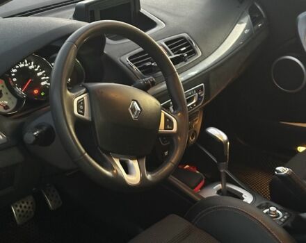 Сірий Рено Меган, об'ємом двигуна 1.5 л та пробігом 220 тис. км за 7300 $, фото 8 на Automoto.ua