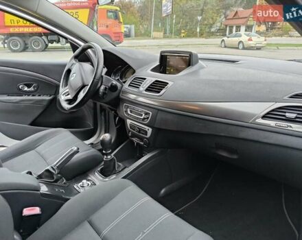 Сірий Рено Меган, об'ємом двигуна 1.5 л та пробігом 235 тис. км за 8899 $, фото 11 на Automoto.ua