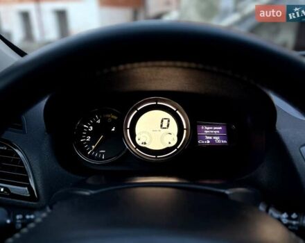 Сірий Рено Меган, об'ємом двигуна 1.6 л та пробігом 230 тис. км за 7700 $, фото 88 на Automoto.ua