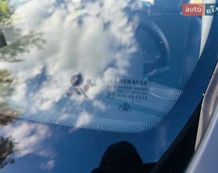 Серый Рено Меган, объемом двигателя 1.5 л и пробегом 280 тыс. км за 8999 $, фото 49 на Automoto.ua