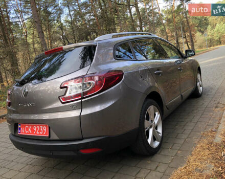 Серый Рено Меган, объемом двигателя 1.5 л и пробегом 251 тыс. км за 8450 $, фото 15 на Automoto.ua