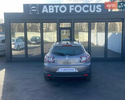 Серый Рено Меган, объемом двигателя 1.46 л и пробегом 225 тыс. км за 8990 $, фото 6 на Automoto.ua