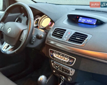 Сірий Рено Меган, об'ємом двигуна 1.6 л та пробігом 243 тис. км за 7499 $, фото 42 на Automoto.ua