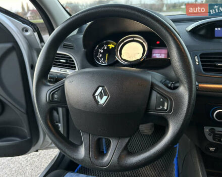 Серый Рено Меган, объемом двигателя 1.46 л и пробегом 250 тыс. км за 7200 $, фото 21 на Automoto.ua