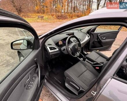 Сірий Рено Меган, об'ємом двигуна 1.46 л та пробігом 279 тис. км за 7450 $, фото 13 на Automoto.ua