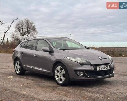 Сірий Рено Меган, об'ємом двигуна 1.46 л та пробігом 279 тис. км за 7450 $, фото 2 на Automoto.ua