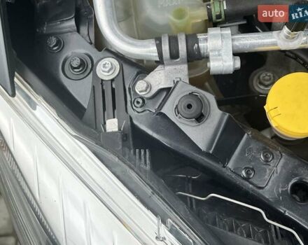 Серый Рено Меган, объемом двигателя 1.46 л и пробегом 230 тыс. км за 7470 $, фото 91 на Automoto.ua