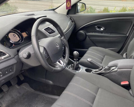 Серый Рено Меган, объемом двигателя 1.46 л и пробегом 183 тыс. км за 9300 $, фото 30 на Automoto.ua