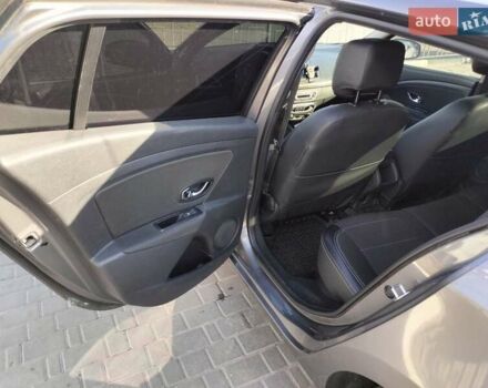 Сірий Рено Меган, об'ємом двигуна 1.5 л та пробігом 251 тис. км за 8300 $, фото 6 на Automoto.ua