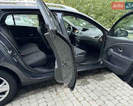 Серый Рено Меган, объемом двигателя 1.46 л и пробегом 285 тыс. км за 7400 $, фото 8 на Automoto.ua