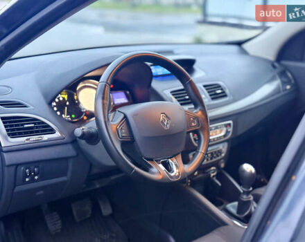 Сірий Рено Меган, об'ємом двигуна 1.6 л та пробігом 243 тис. км за 7499 $, фото 27 на Automoto.ua