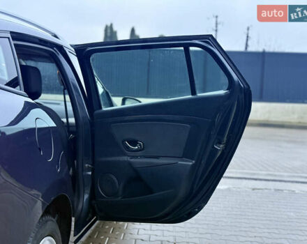 Сірий Рено Меган, об'ємом двигуна 1.6 л та пробігом 243 тис. км за 7499 $, фото 36 на Automoto.ua