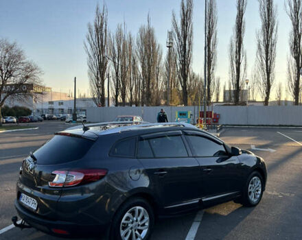 Серый Рено Меган, объемом двигателя 1.46 л и пробегом 230 тыс. км за 10000 $, фото 4 на Automoto.ua