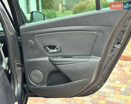 Серый Рено Меган, объемом двигателя 1.5 л и пробегом 264 тыс. км за 7950 $, фото 19 на Automoto.ua