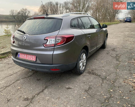 Серый Рено Меган, объемом двигателя 1.5 л и пробегом 222 тыс. км за 7750 $, фото 4 на Automoto.ua