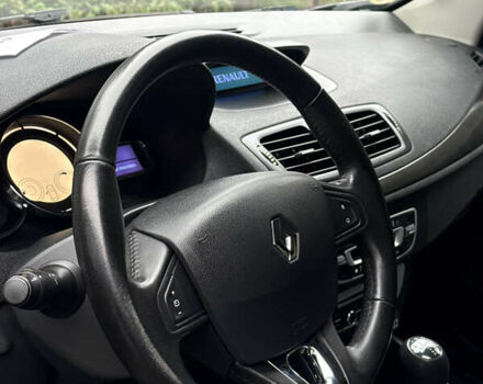 Серый Рено Меган, объемом двигателя 1.5 л и пробегом 224 тыс. км за 7700 $, фото 14 на Automoto.ua