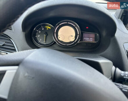 Сірий Рено Меган, об'ємом двигуна 1.6 л та пробігом 262 тис. км за 8200 $, фото 14 на Automoto.ua