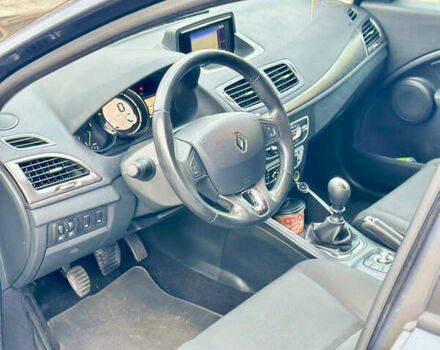 Сірий Рено Меган, об'ємом двигуна 1.5 л та пробігом 255 тис. км за 7700 $, фото 10 на Automoto.ua