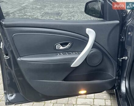 Серый Рено Меган, объемом двигателя 1.46 л и пробегом 230 тыс. км за 7470 $, фото 36 на Automoto.ua