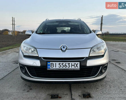 Серый Рено Меган, объемом двигателя 1.46 л и пробегом 250 тыс. км за 7200 $, фото 4 на Automoto.ua
