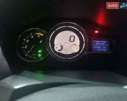 Серый Рено Меган, объемом двигателя 1.5 л и пробегом 311 тыс. км за 8000 $, фото 32 на Automoto.ua