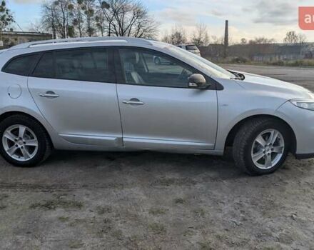 Серый Рено Меган, объемом двигателя 1.46 л и пробегом 239 тыс. км за 8700 $, фото 1 на Automoto.ua