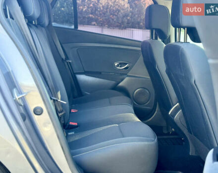 Серый Рено Меган, объемом двигателя 1.5 л и пробегом 243 тыс. км за 7999 $, фото 41 на Automoto.ua