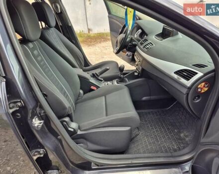 Серый Рено Меган, объемом двигателя 1.5 л и пробегом 302 тыс. км за 7150 $, фото 25 на Automoto.ua