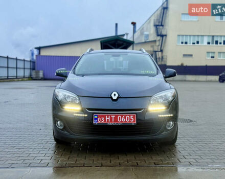 Сірий Рено Меган, об'ємом двигуна 1.6 л та пробігом 243 тис. км за 7499 $, фото 3 на Automoto.ua