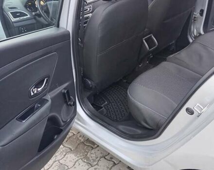 Серый Рено Меган, объемом двигателя 1.46 л и пробегом 244 тыс. км за 6500 $, фото 4 на Automoto.ua