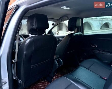 Сірий Рено Меган, об'ємом двигуна 1.6 л та пробігом 230 тис. км за 7700 $, фото 98 на Automoto.ua