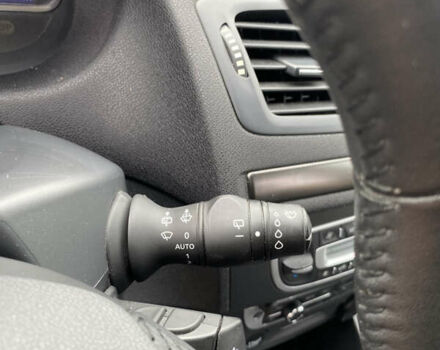 Серый Рено Меган, объемом двигателя 1.46 л и пробегом 183 тыс. км за 9300 $, фото 25 на Automoto.ua