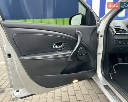 Серый Рено Меган, объемом двигателя 1.5 л и пробегом 184 тыс. км за 9300 $, фото 14 на Automoto.ua