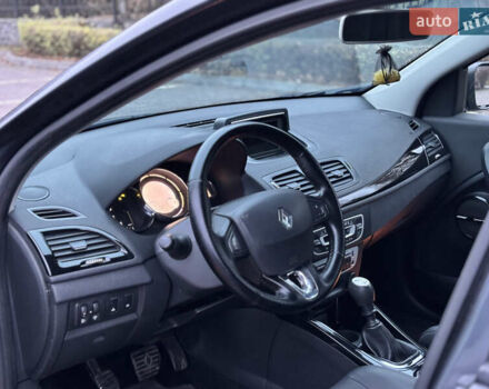 Серый Рено Меган, объемом двигателя 1.5 л и пробегом 264 тыс. км за 7600 $, фото 12 на Automoto.ua