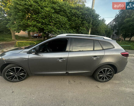 Серый Рено Меган, объемом двигателя 1.5 л и пробегом 234 тыс. км за 9000 $, фото 1 на Automoto.ua