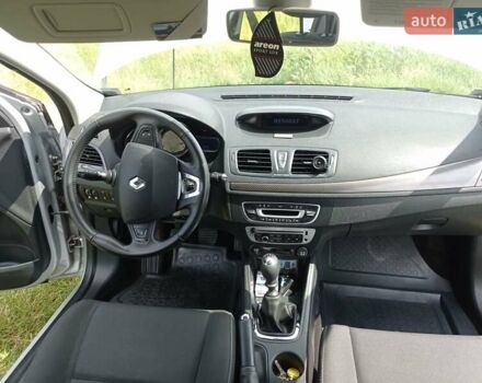 Сірий Рено Меган, об'ємом двигуна 1.2 л та пробігом 179 тис. км за 8250 $, фото 14 на Automoto.ua