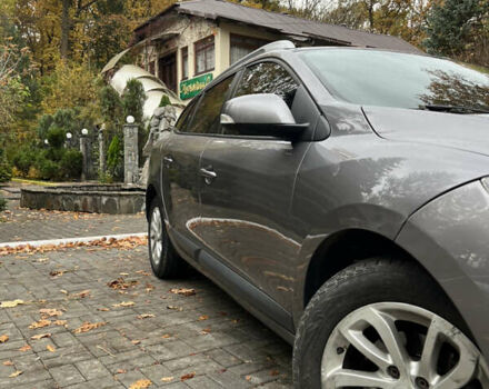 Сірий Рено Меган, об'ємом двигуна 1.46 л та пробігом 273 тис. км за 7450 $, фото 4 на Automoto.ua