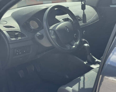 Сірий Рено Меган, об'ємом двигуна 1.6 л та пробігом 170 тис. км за 8300 $, фото 8 на Automoto.ua