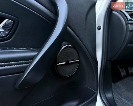 Сірий Рено Меган, об'ємом двигуна 1.6 л та пробігом 230 тис. км за 7700 $, фото 55 на Automoto.ua